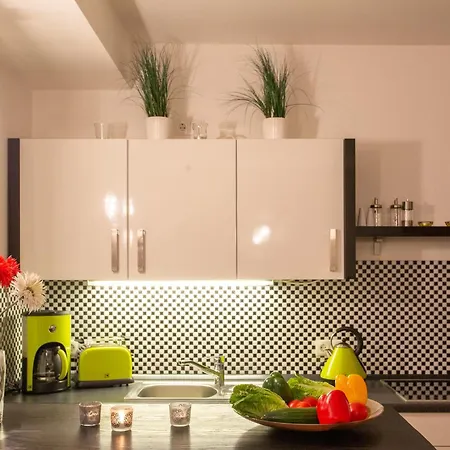 1, Rothenburger Strasse Apartamento