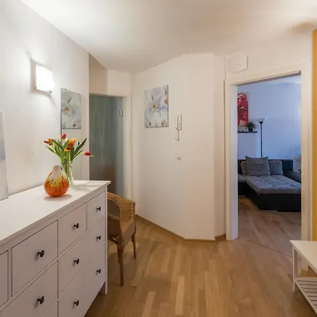 1, Rothenburger Strasse Apartamento Dresde