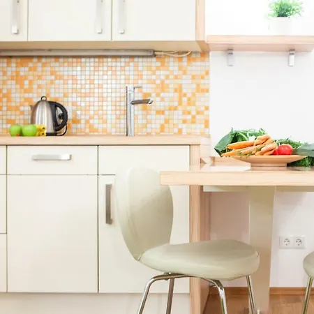 1, Rothenburger Strasse Apartamento *