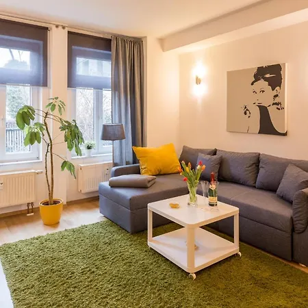 Apartment 1, Rothenburger Straße Dresden