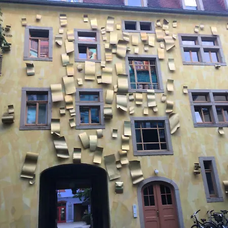 Daire 1, Rothenburger Strasse